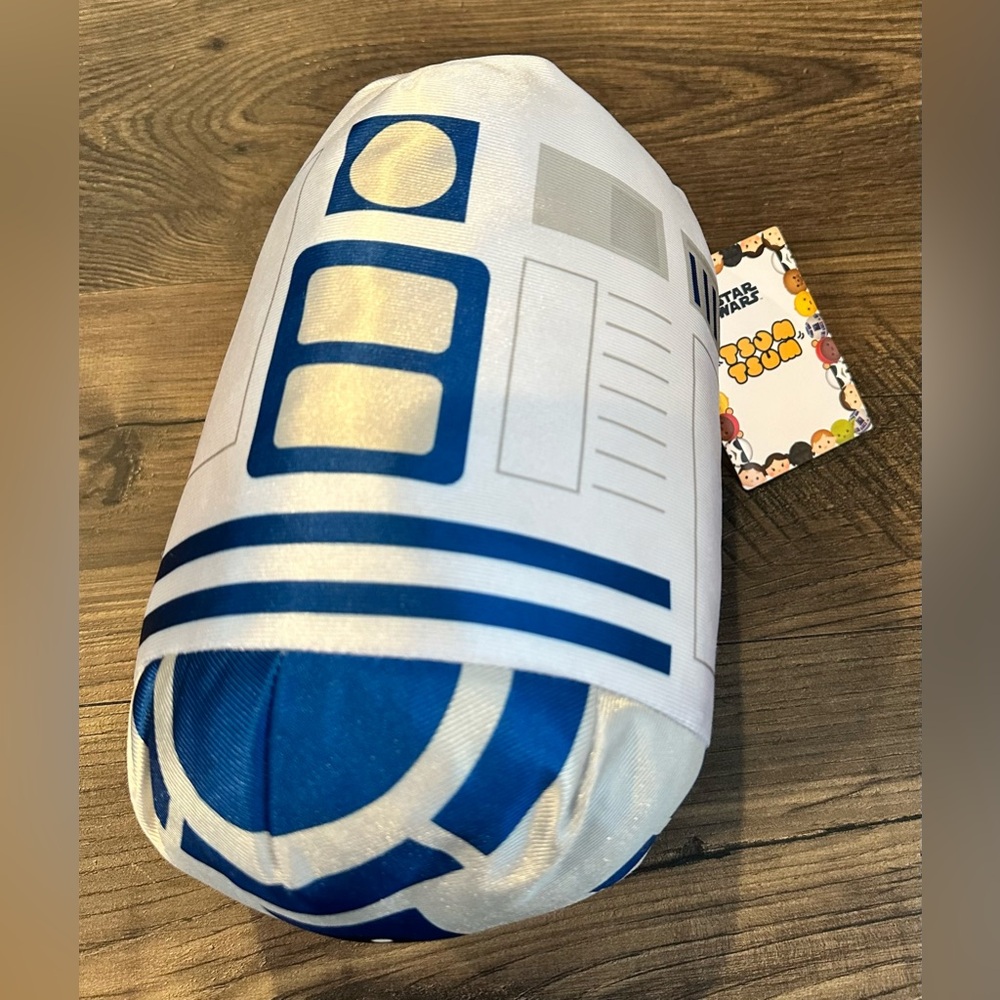 NWT The Disney Store Tsum Tsum R2-D2  11" inch Plush Star Wars, NEW, Stackable